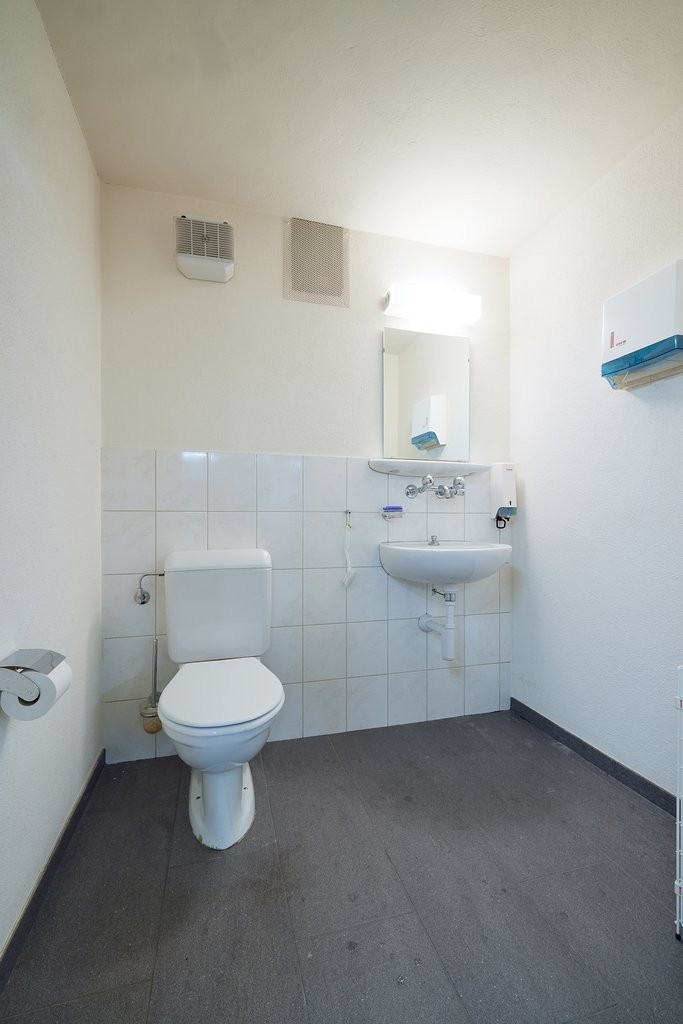 Locale di deposito di 366m²