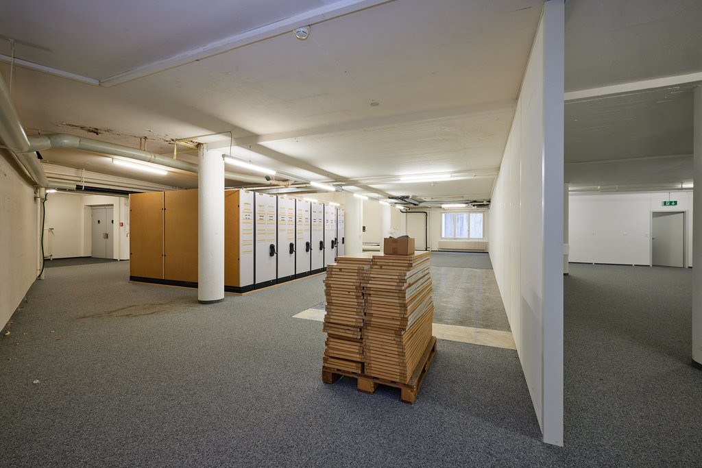 Locale di deposito di 366m²