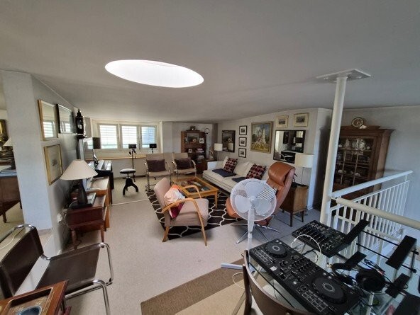 4 rooms attic flat