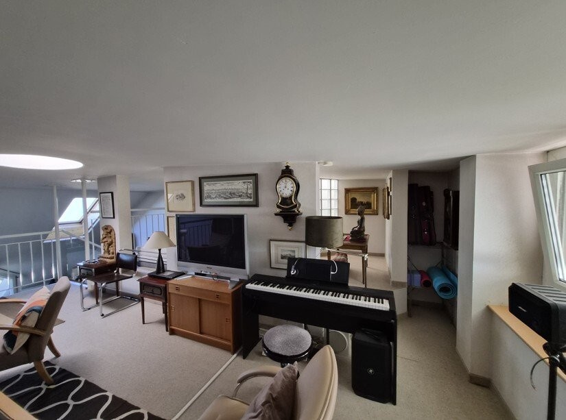 4 rooms attic flat