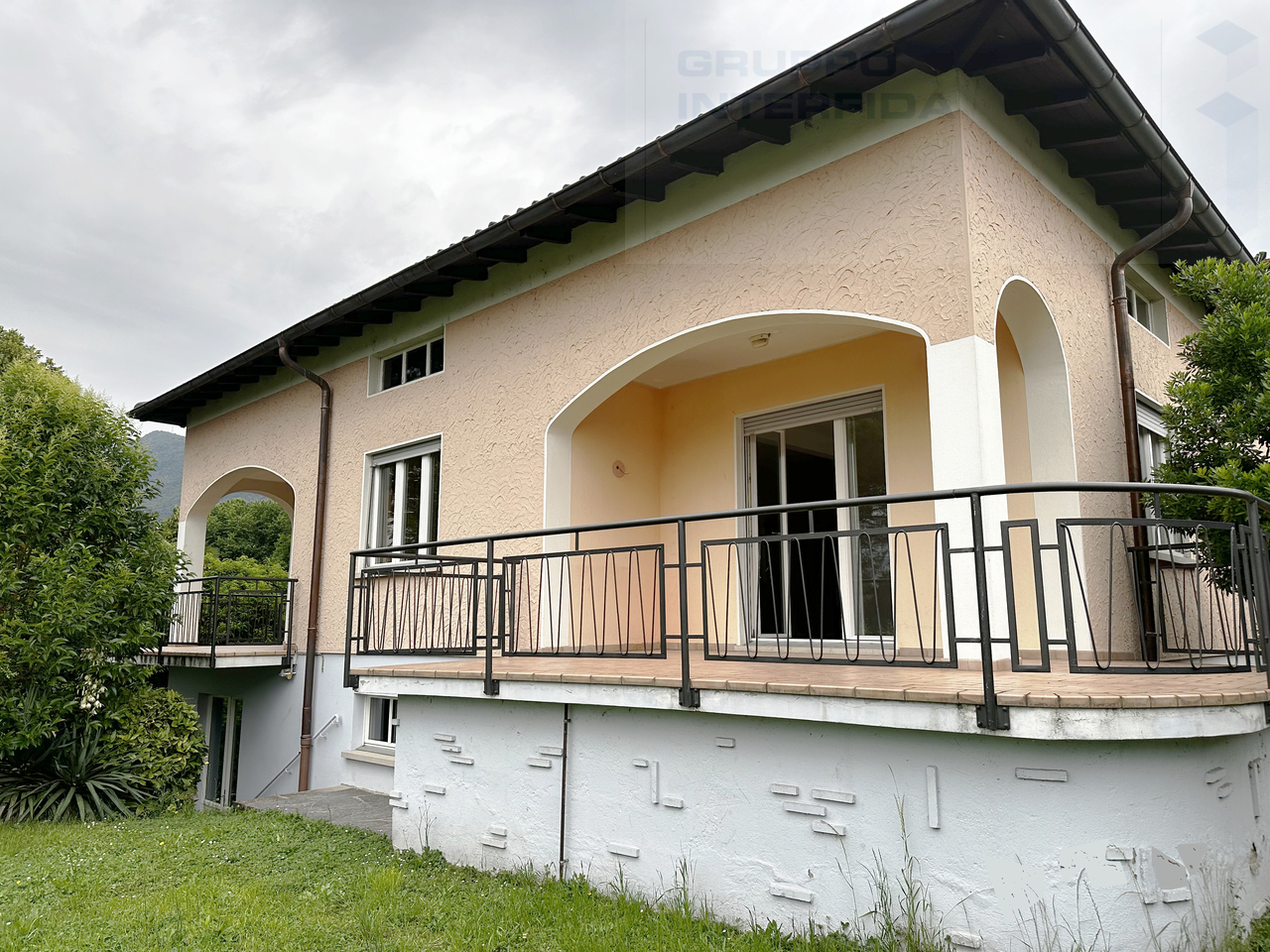 5 rooms single house, foto 2 di 10