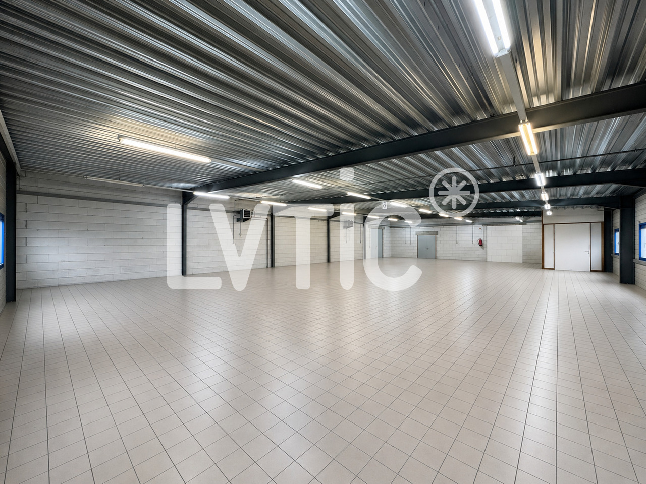 578m² deposito