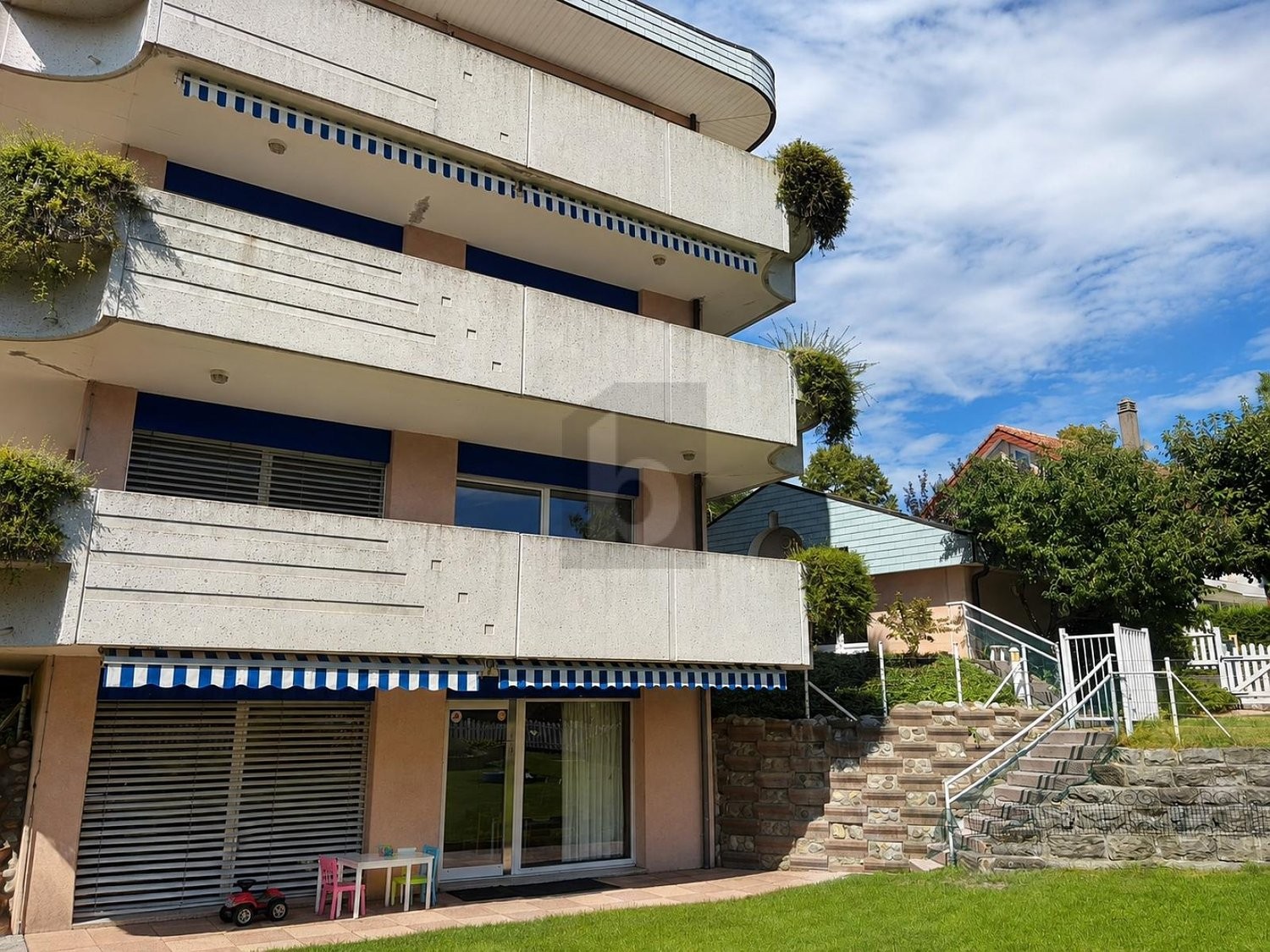 ufficio di 300m²