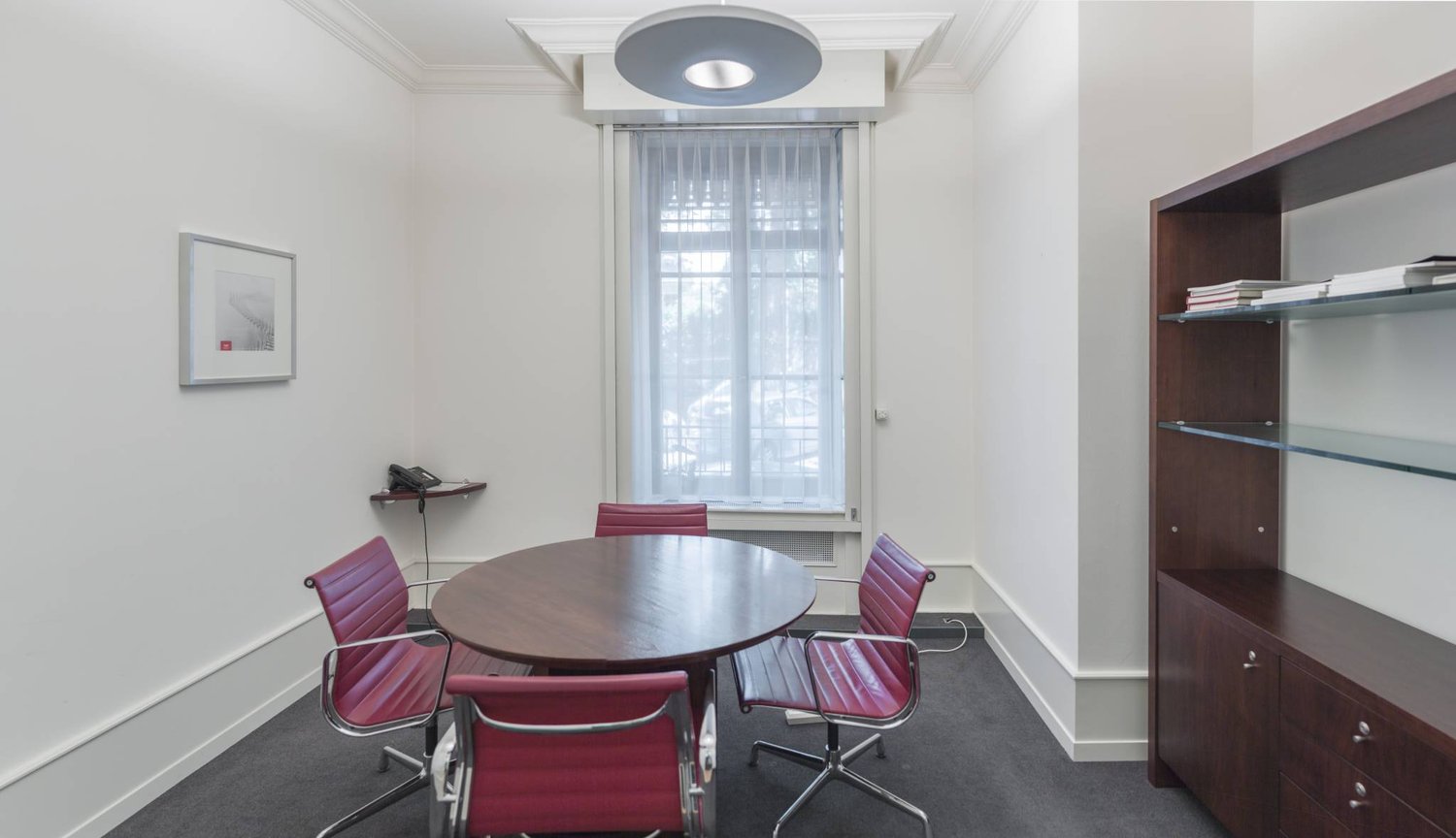 1130m² ufficio, foto 7 di 10