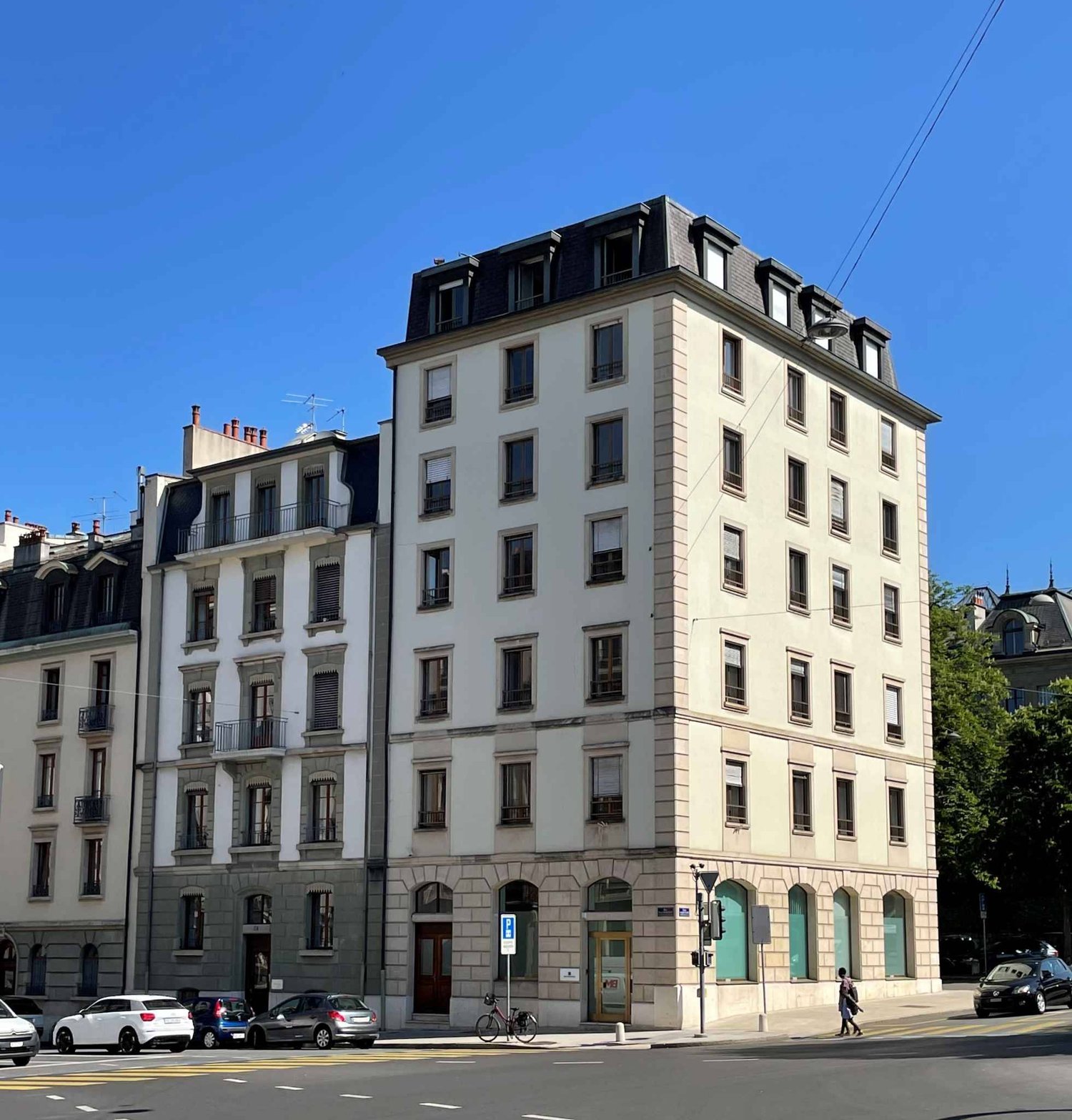 1130m² ufficio, foto 1 di 10