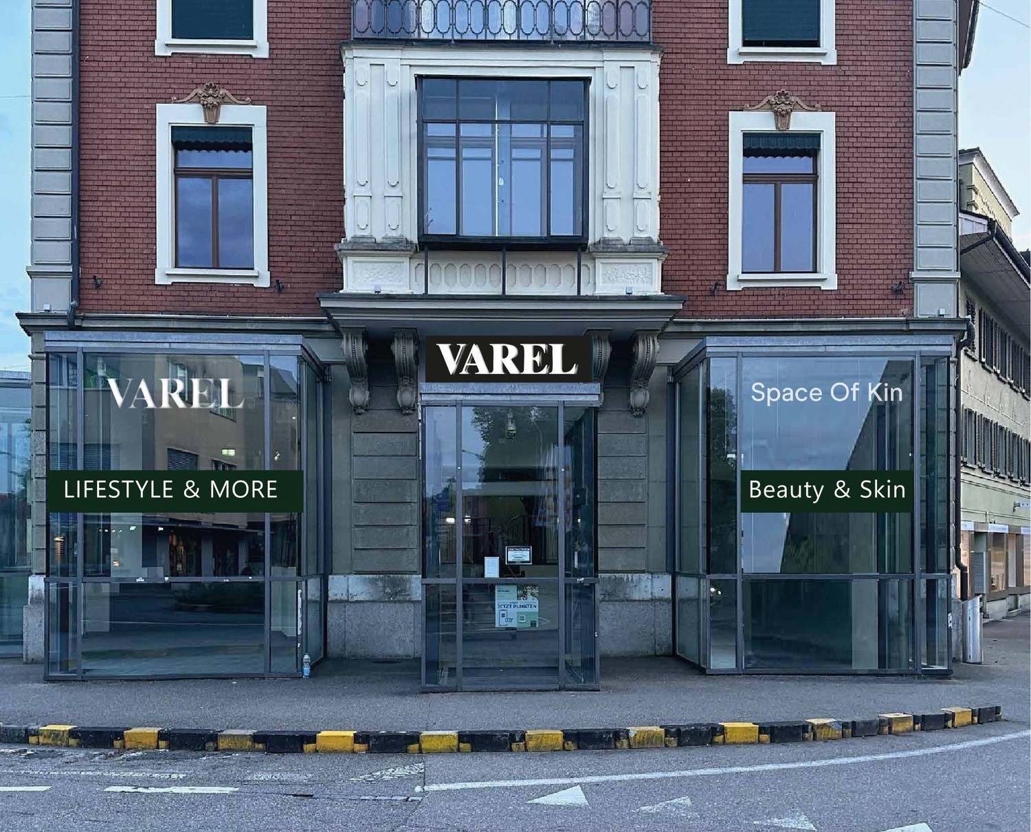 790m² shop