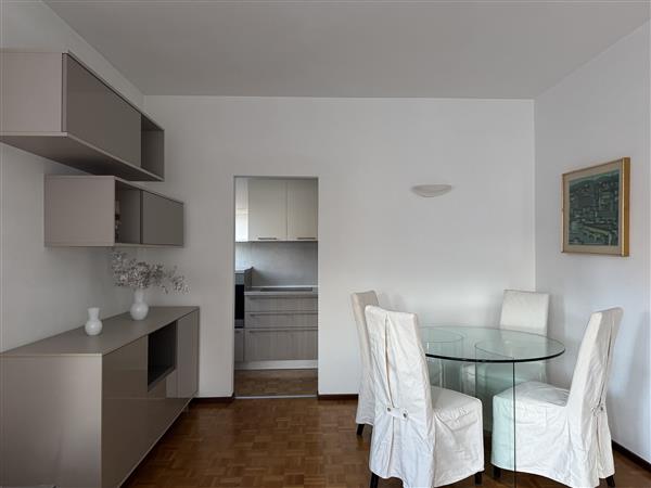 2 ½ rooms furnished flat, foto 3 di 8