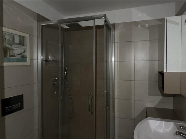 2 ½ rooms furnished flat, foto 6 di 8