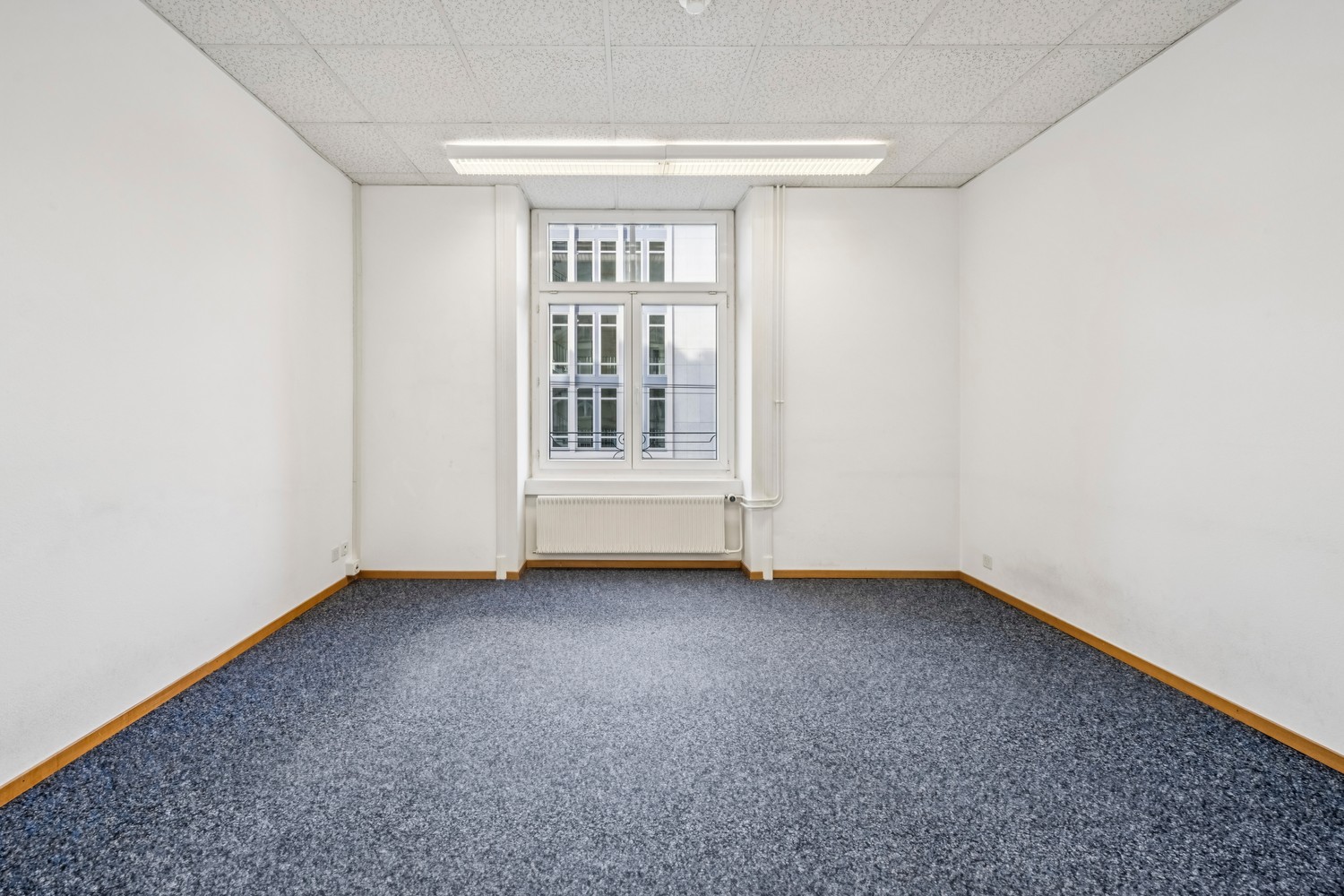 330m² de bureaux