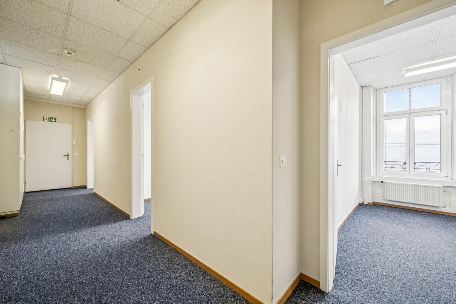 330m² de bureaux
