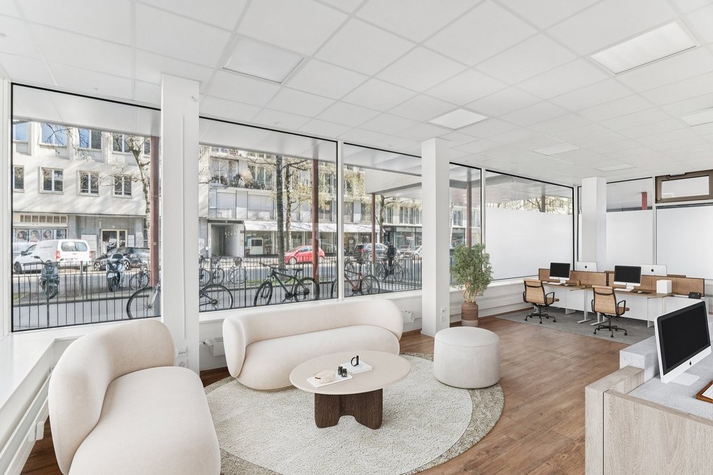 73m² de commerce