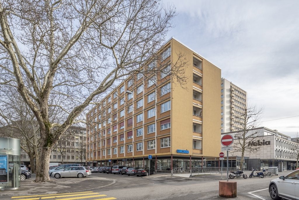 73m² de commerce