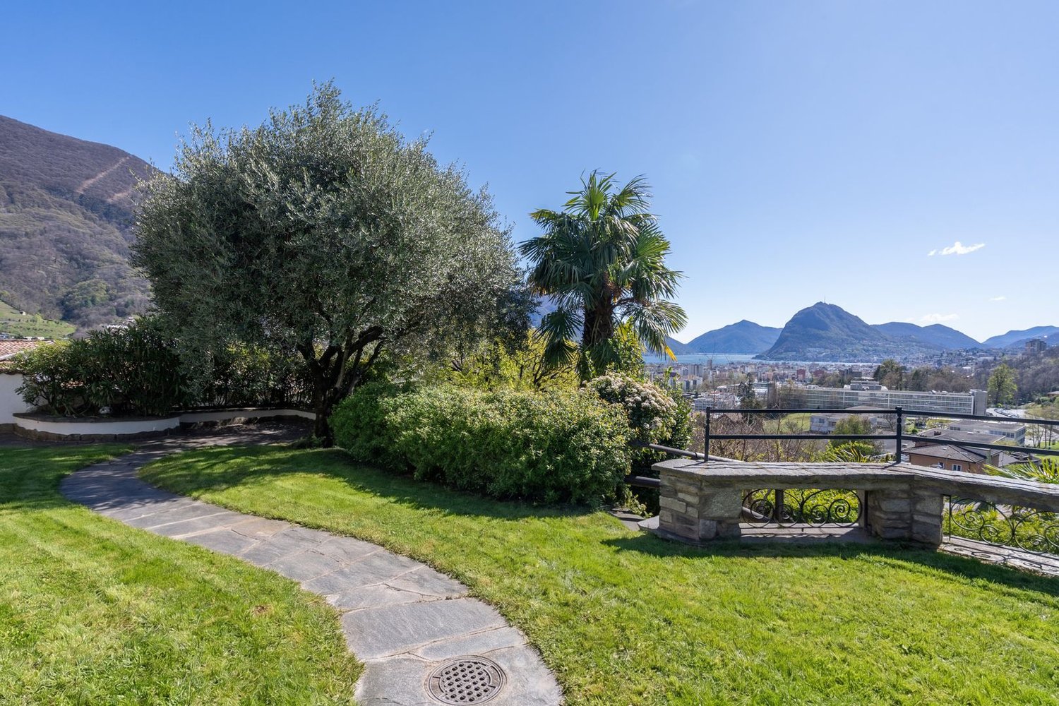 Casa singola di 9 ½ locali
