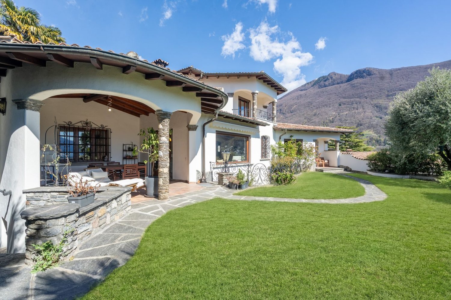 Casa singola di 9 ½ locali