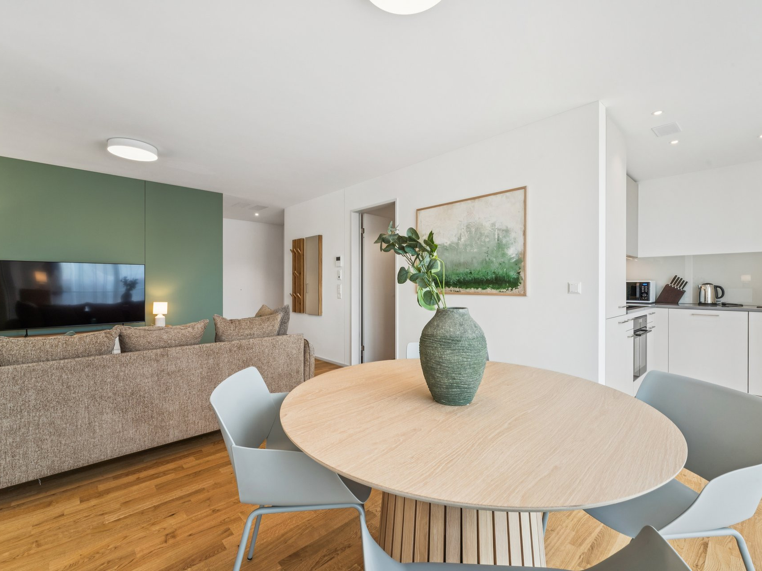 2 ½ rooms furnished flat