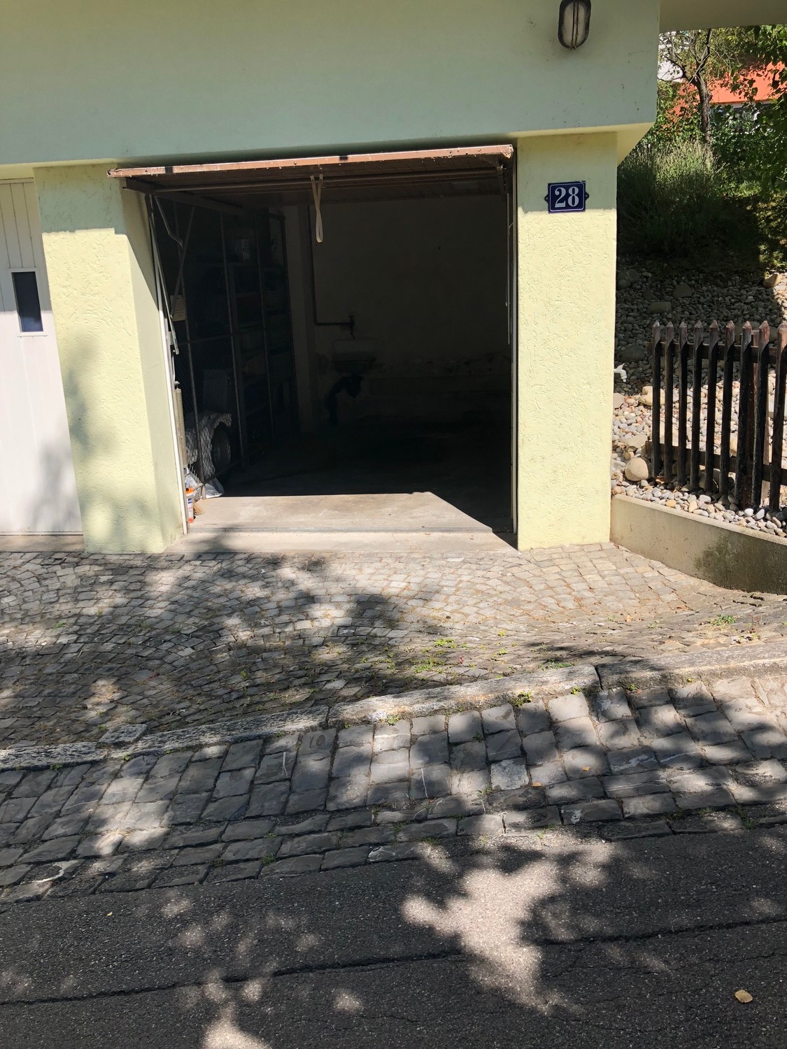 Posto auto interrato di 14m²