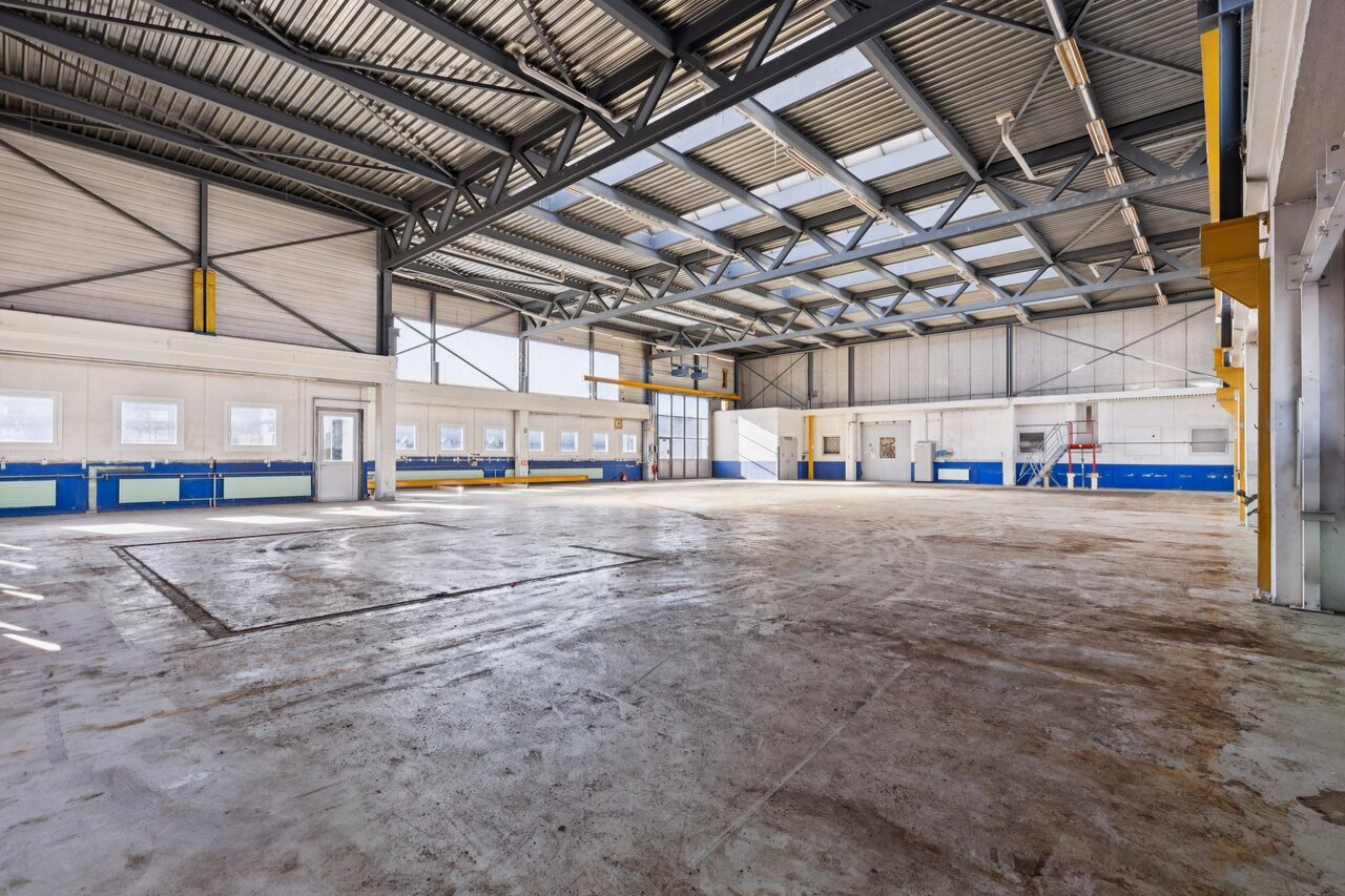790m² commerciale