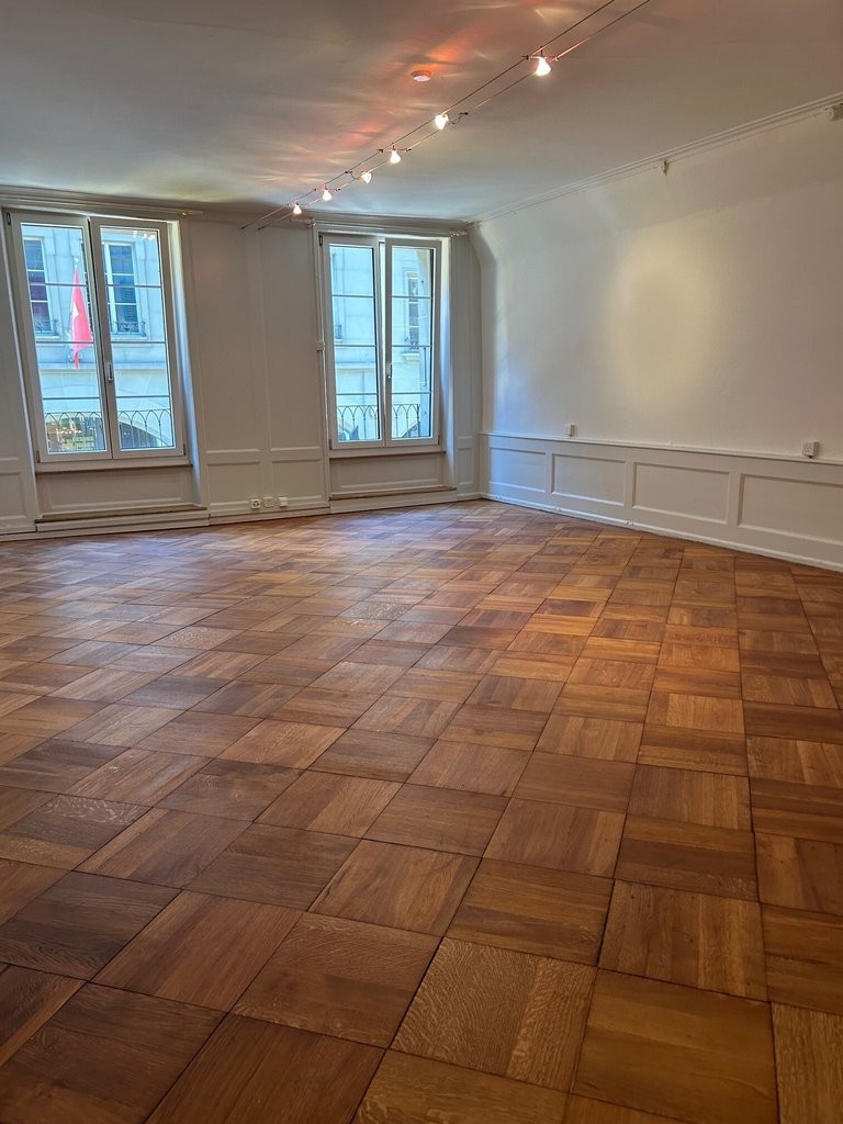 76m² ufficio, foto 2 di 5