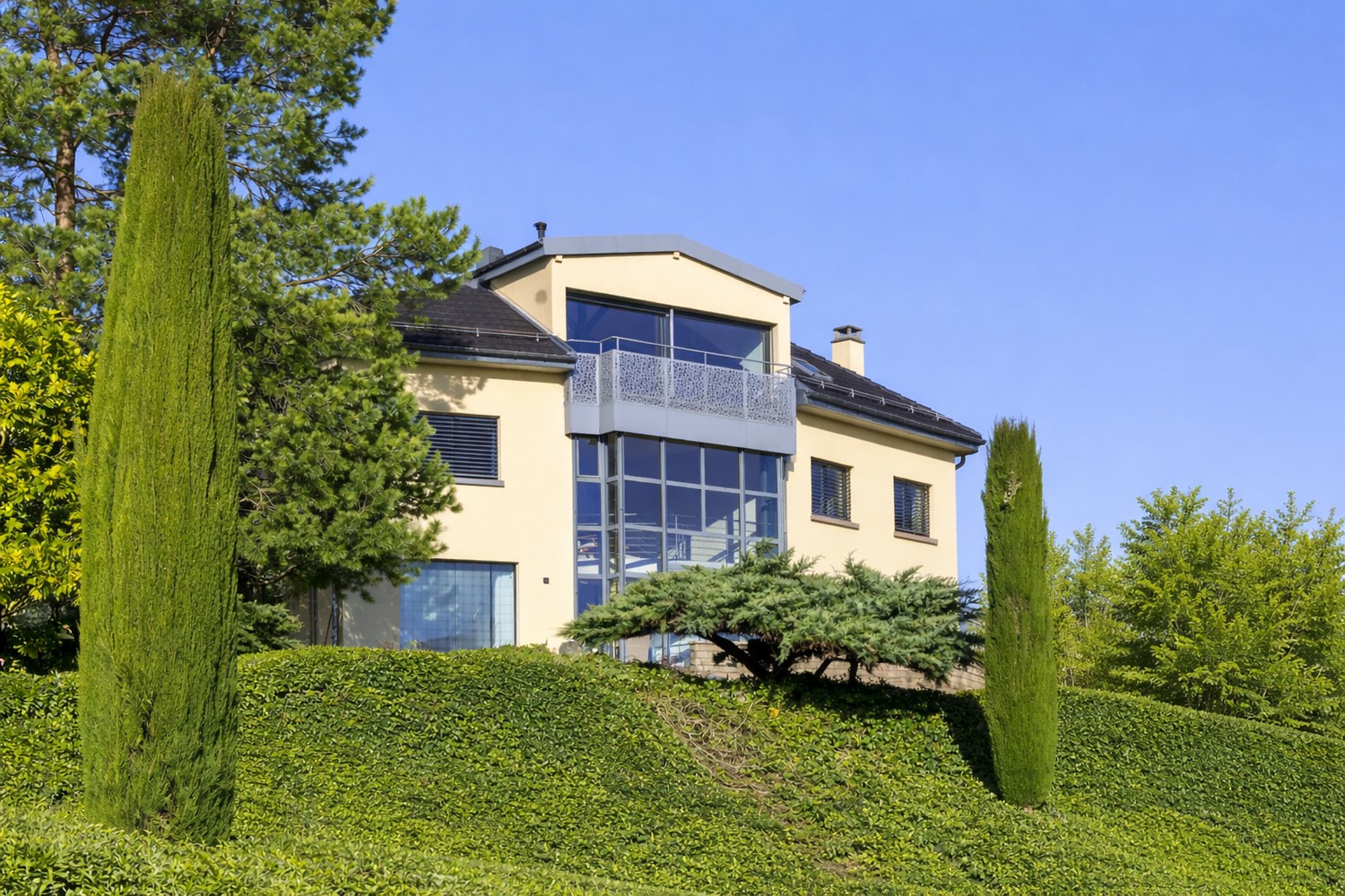 10 rooms villa