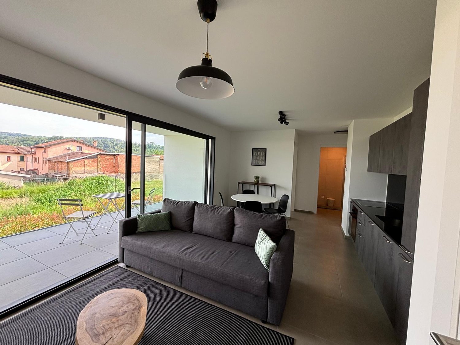 2 ½ rooms furnished flat, foto 1 di 10