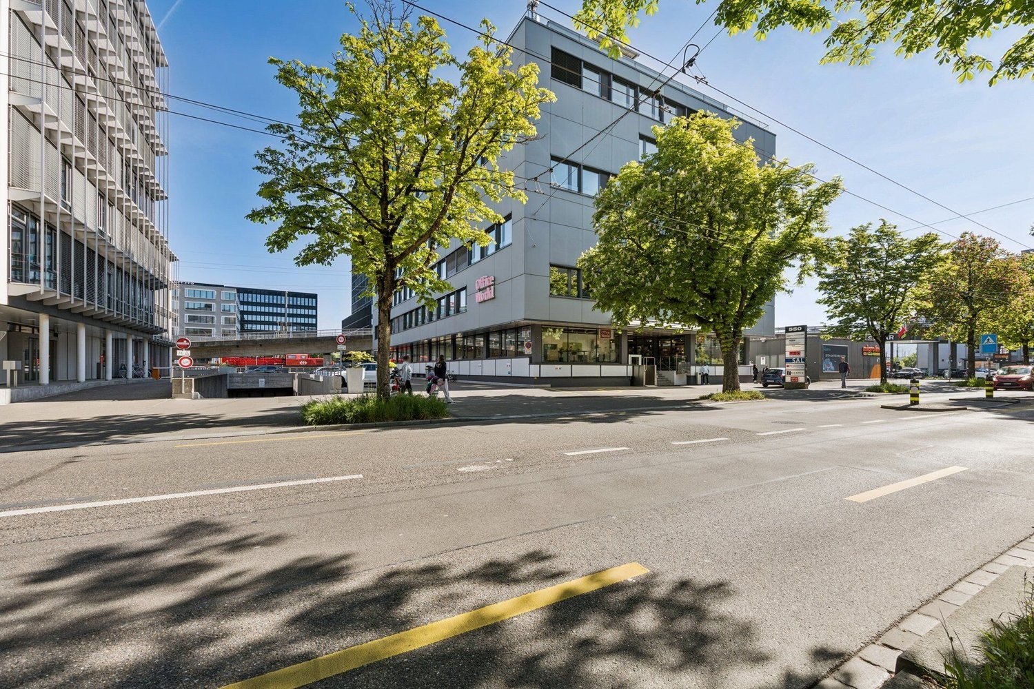Negozio di 628m²