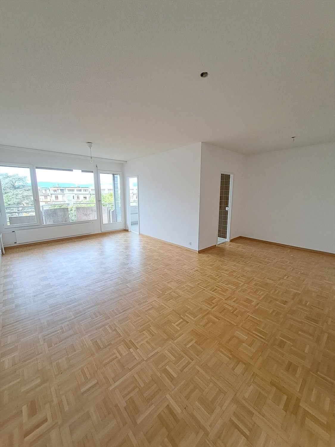 Appartamento di 4 locali, foto 1 di 7