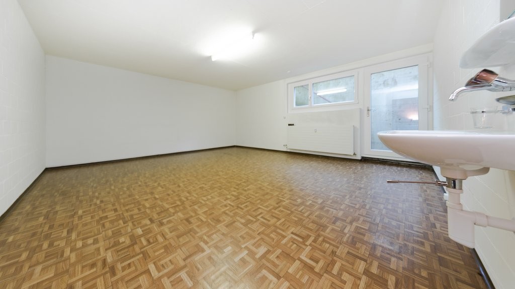 22m² storage room