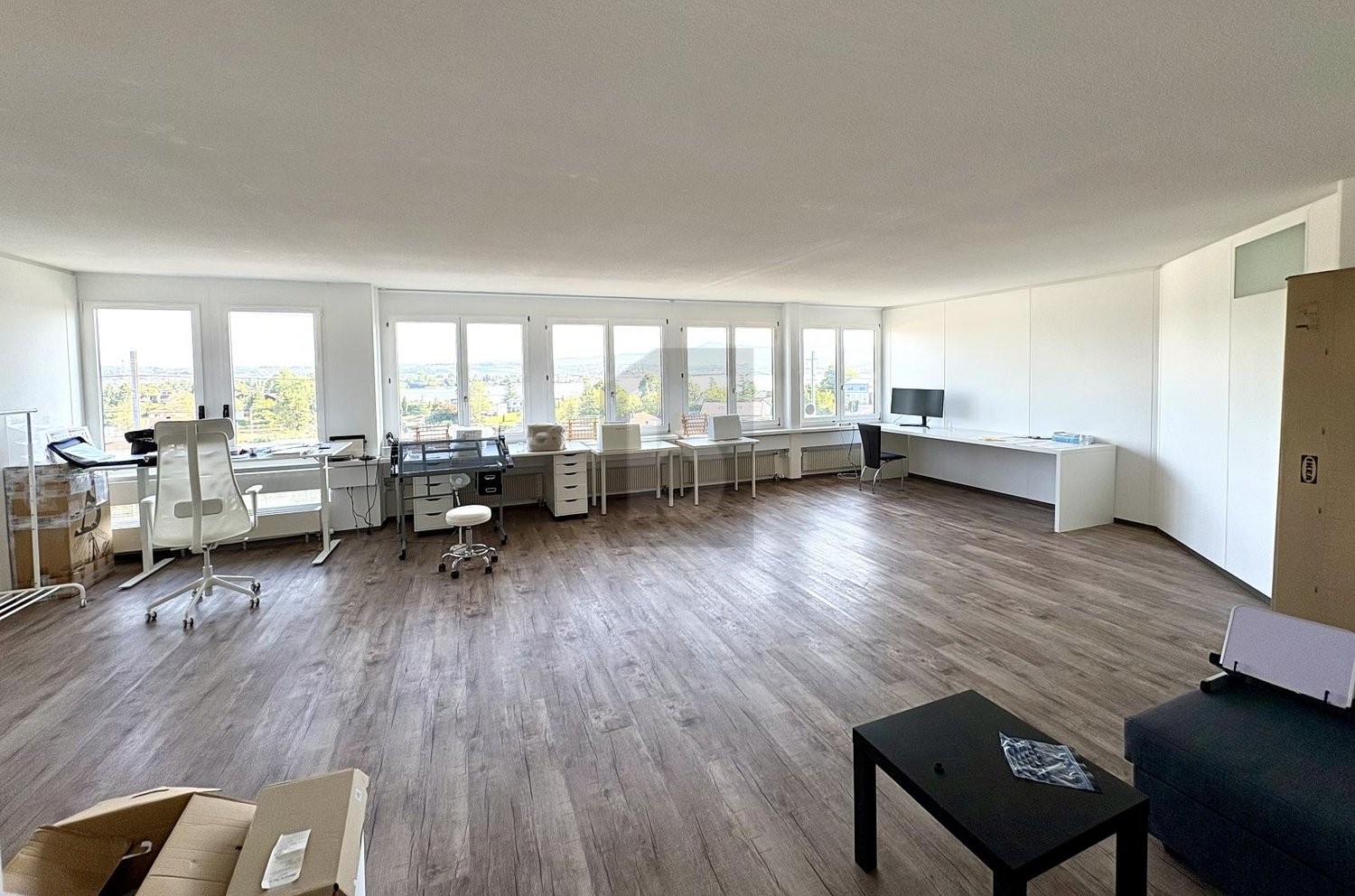 65m² bureau