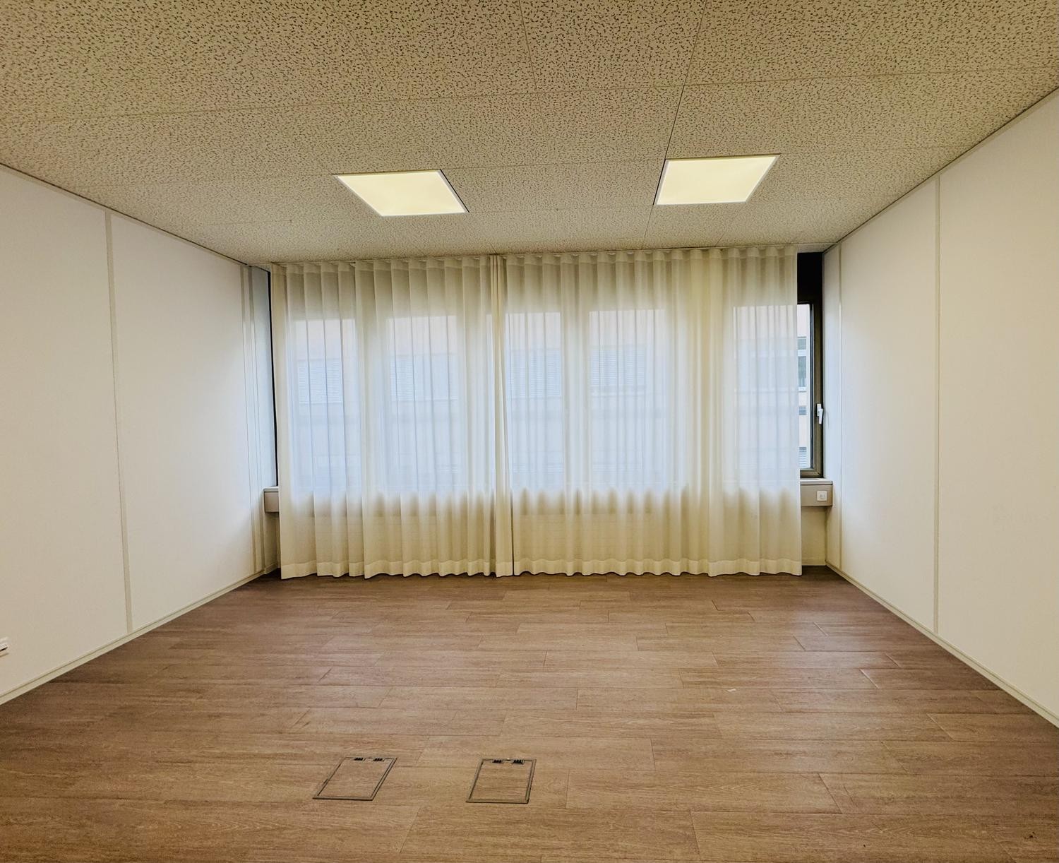 205m² office, foto 6 di 10