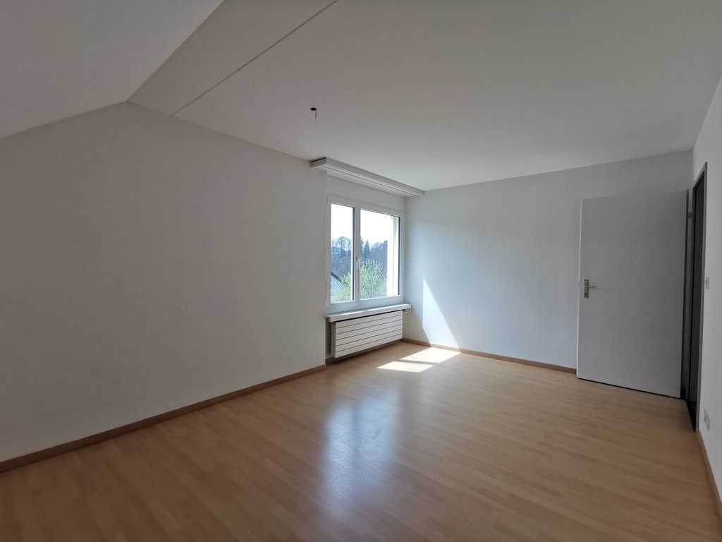 Appartamento di 4 locali, foto 3 di 9