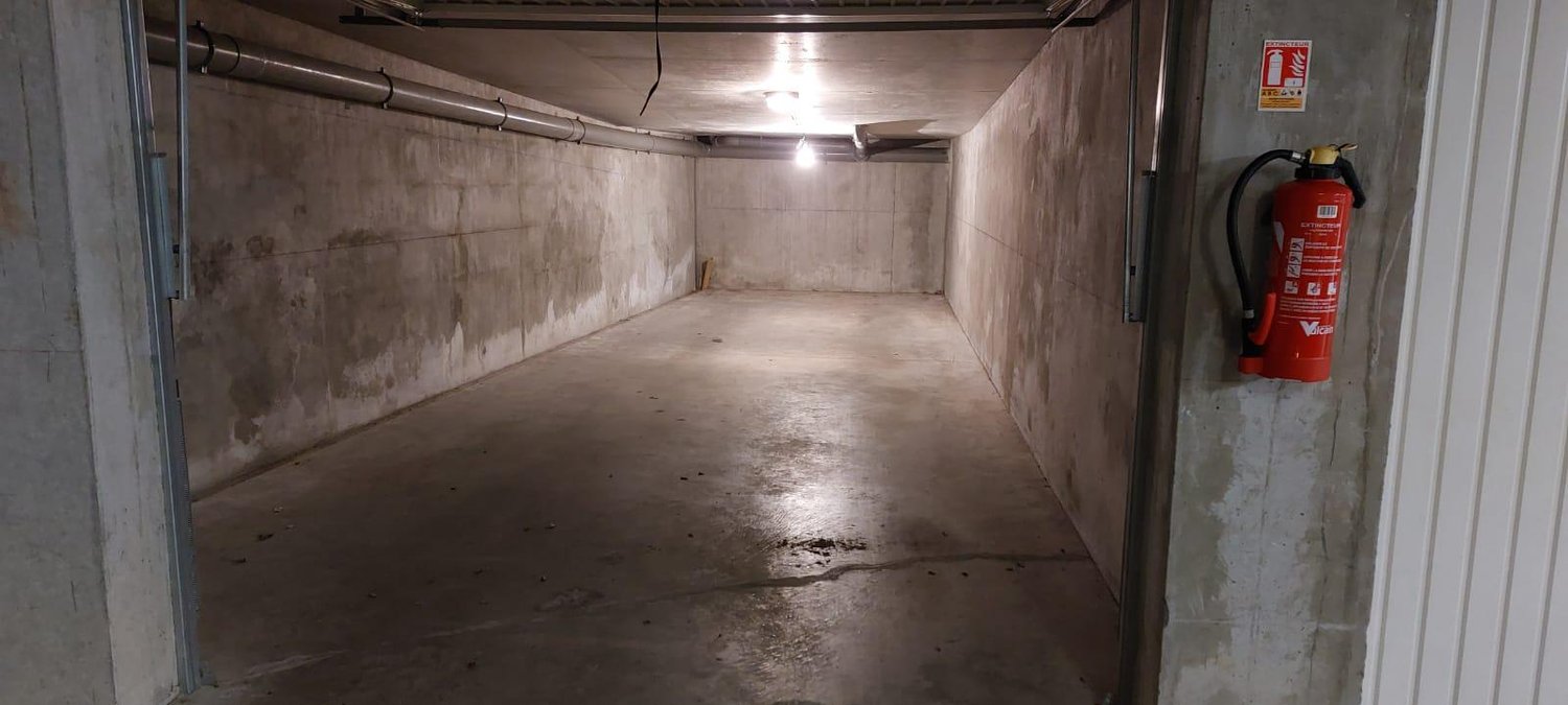 Garage, foto 3 di 3