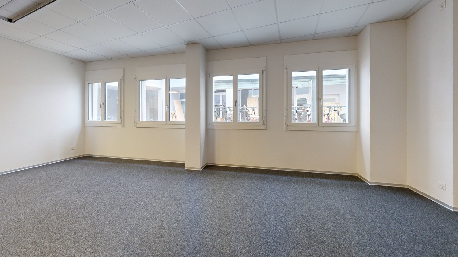 200m² commerciale