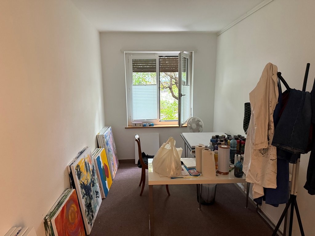 12m² commerciale, foto 2 di 2