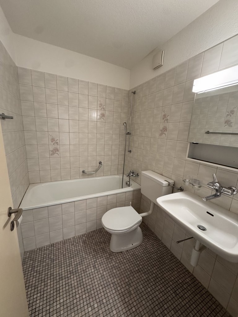 Appartamento di 4 locali, foto 3 di 9