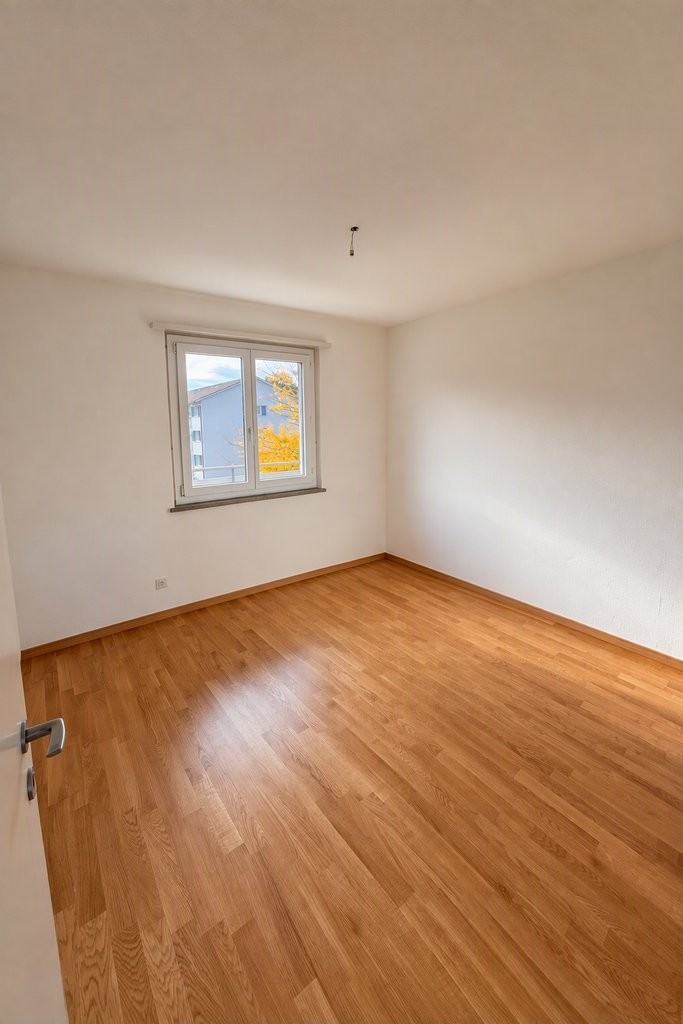 Appartamento di 4 locali, foto 6 di 9
