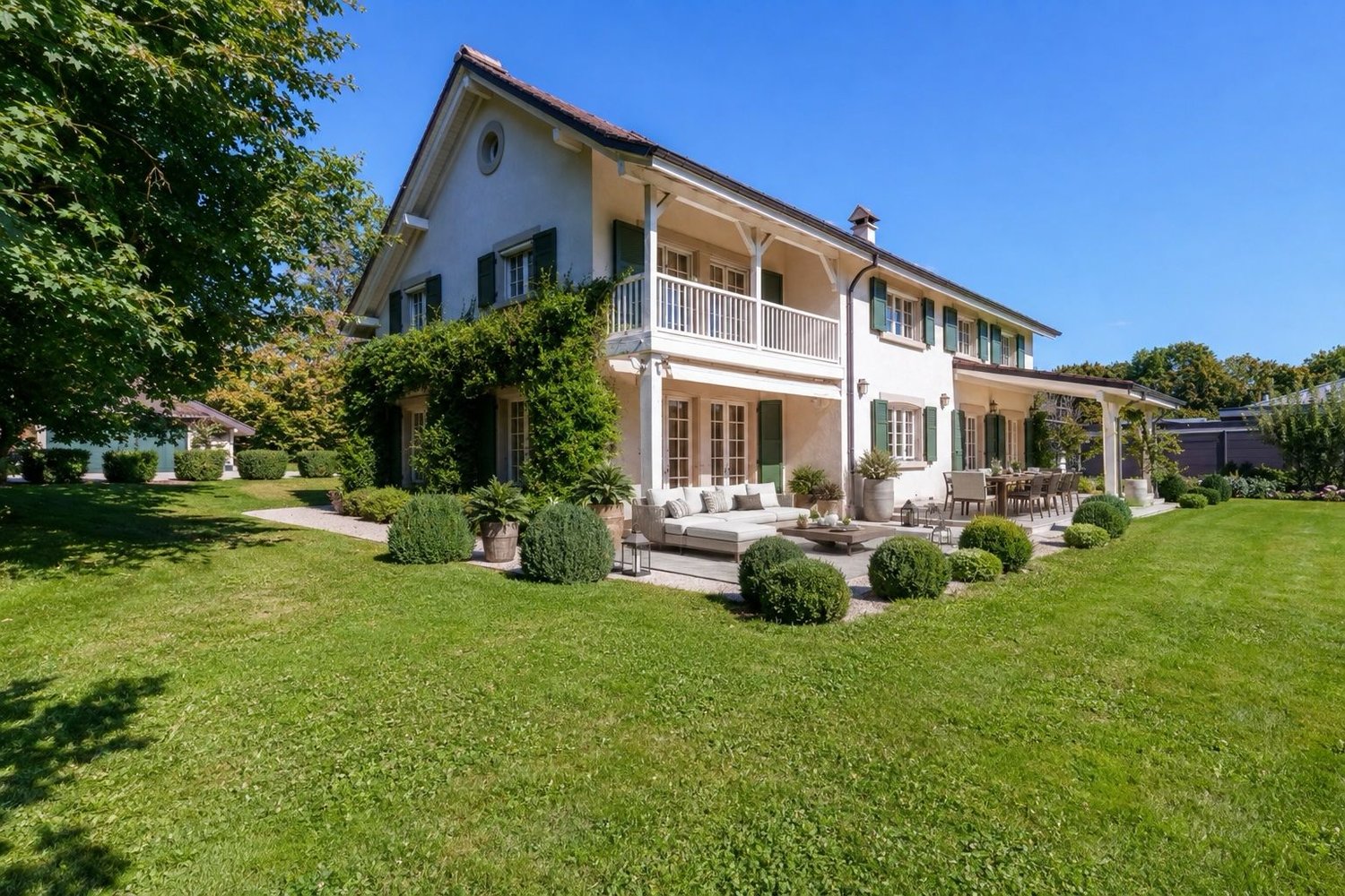 villa di 9 locali