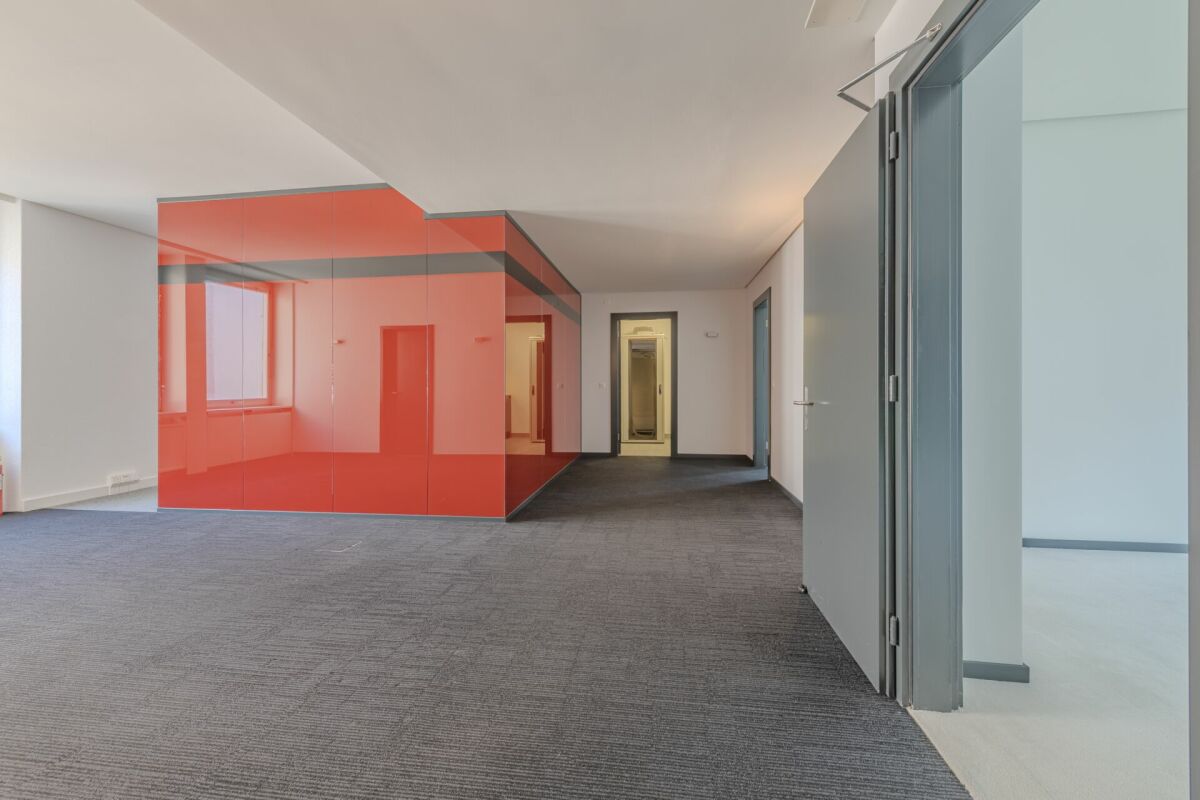 Ufficio, foto 1 di 10