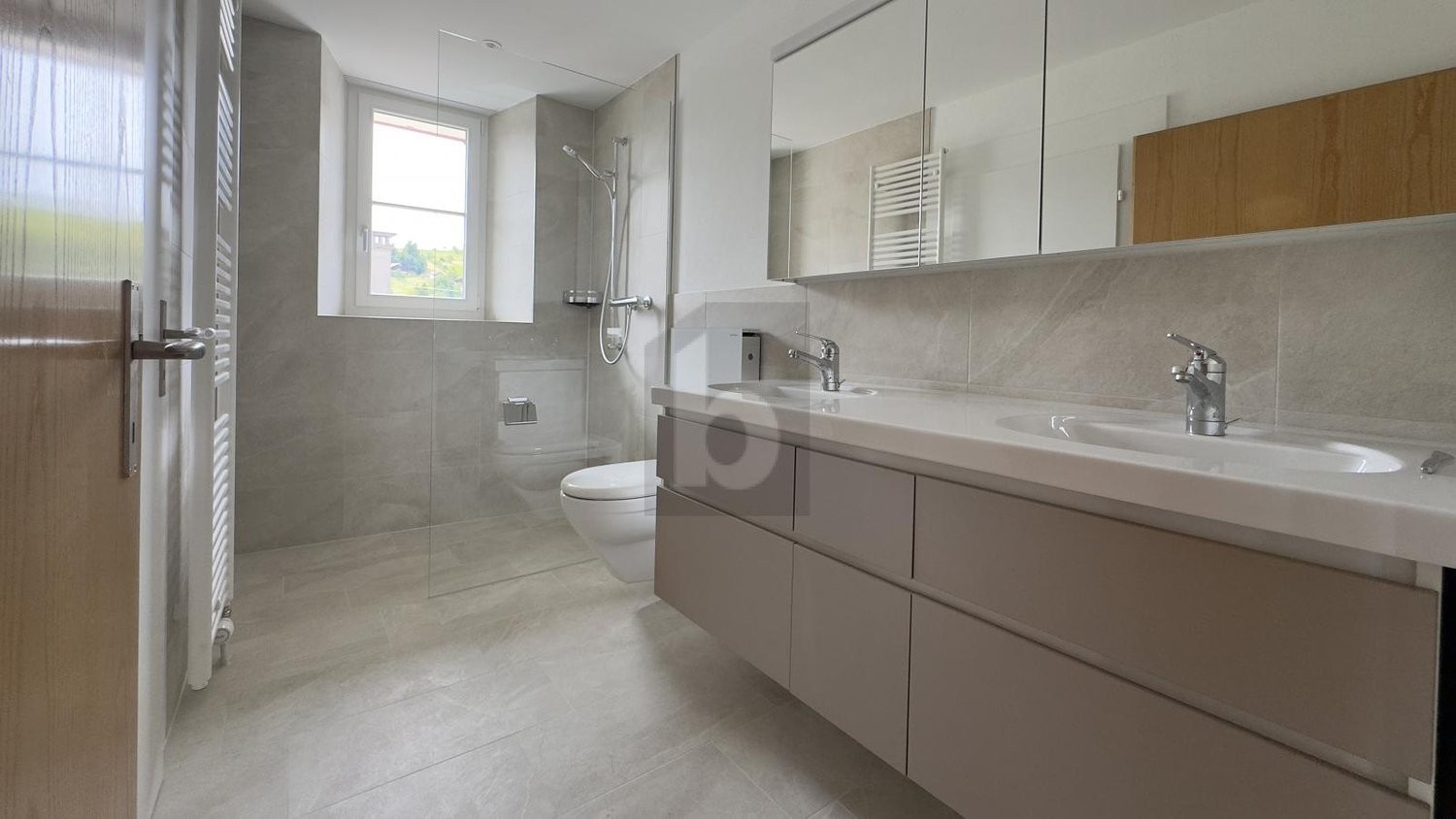Duplex di 6 ½ locali, foto 4 di 4