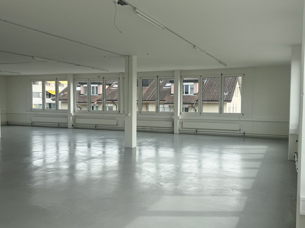 228m² commercial