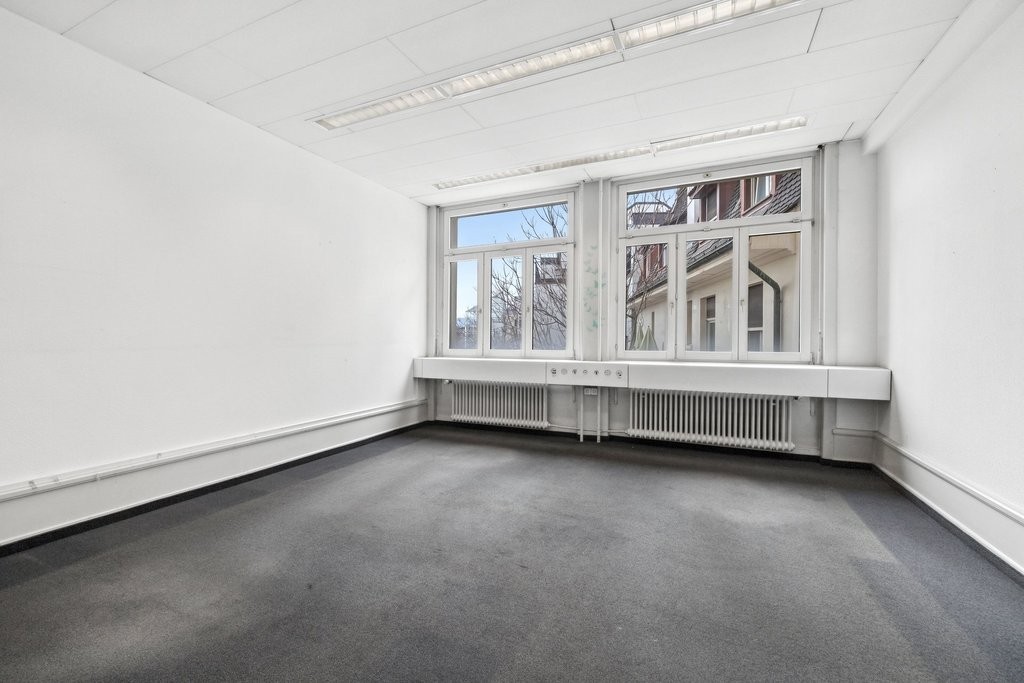 371m² ufficio, foto 5 di 10