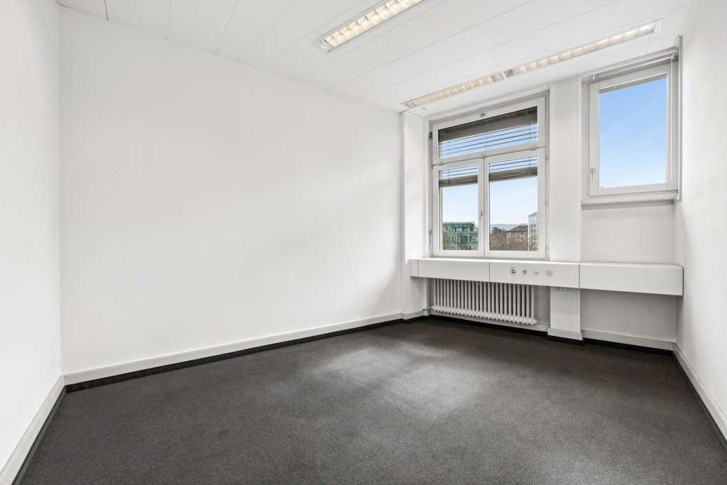 371m² ufficio, foto 10 di 10
