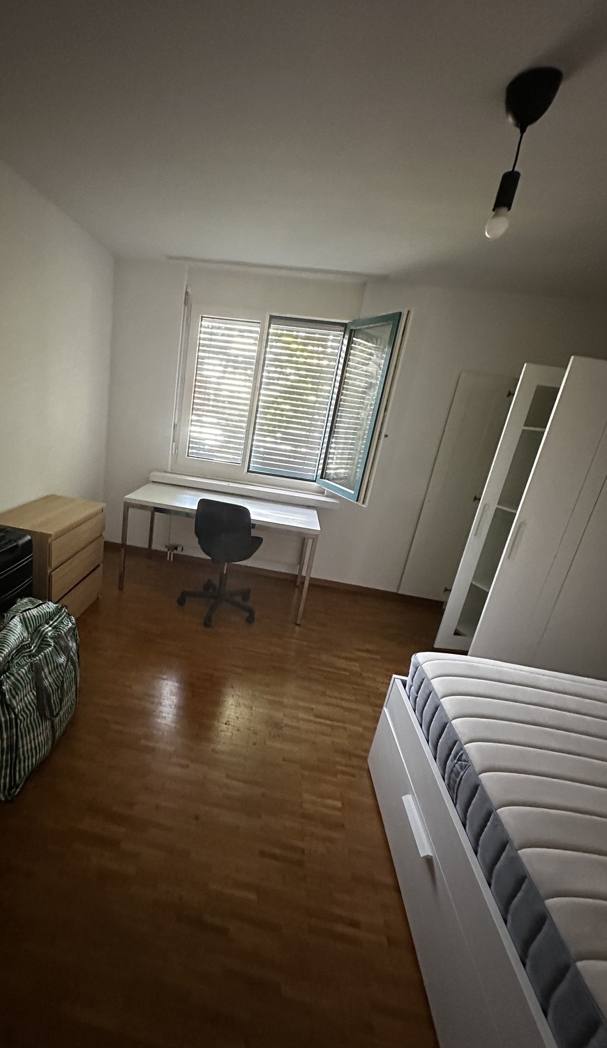 Stanza in un appartamento condiviso, foto 1 di 2