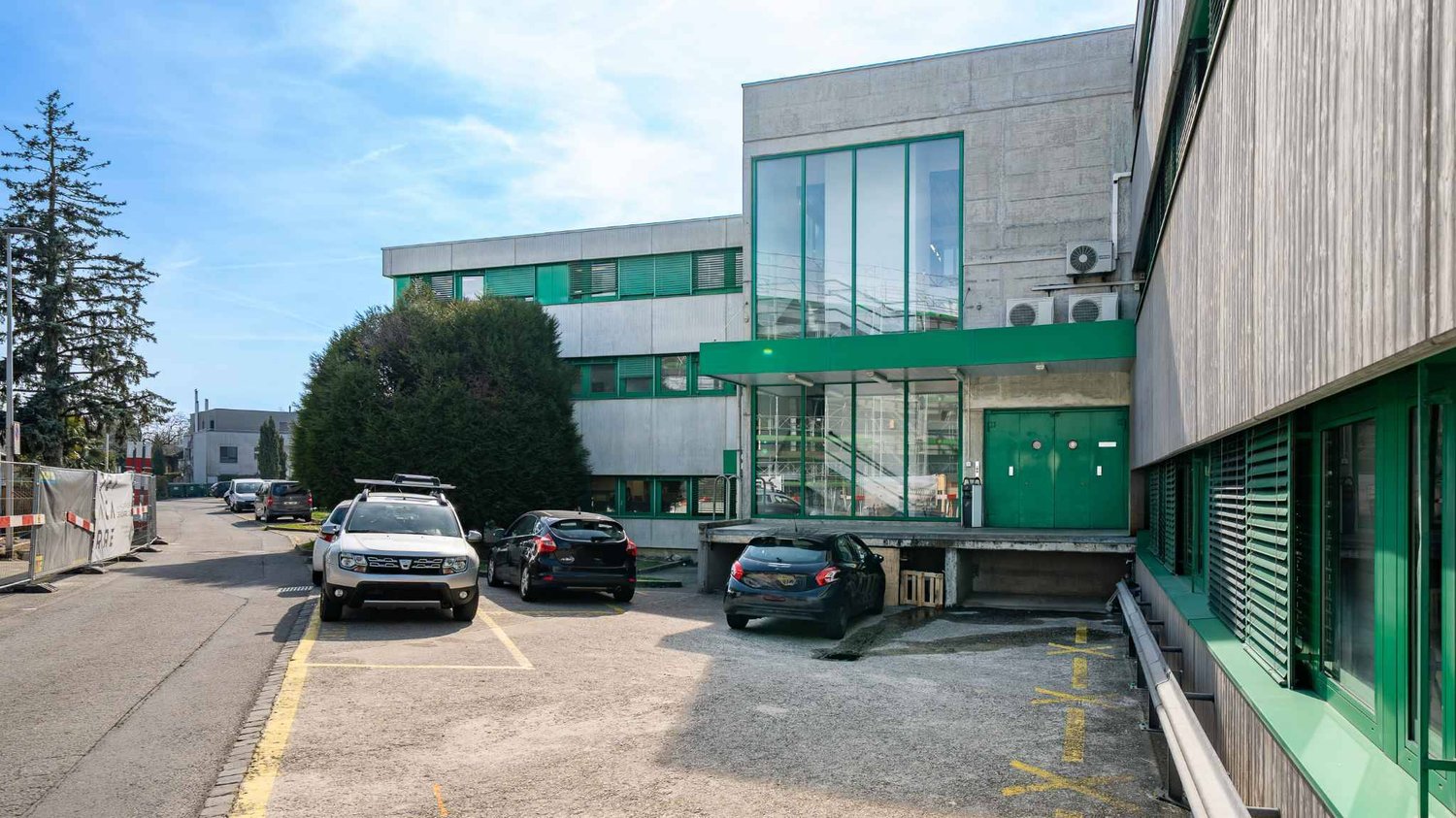33m² office