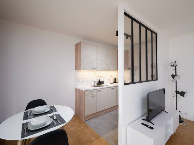 Appartamento di 2 ½ locali, foto 1 di 9