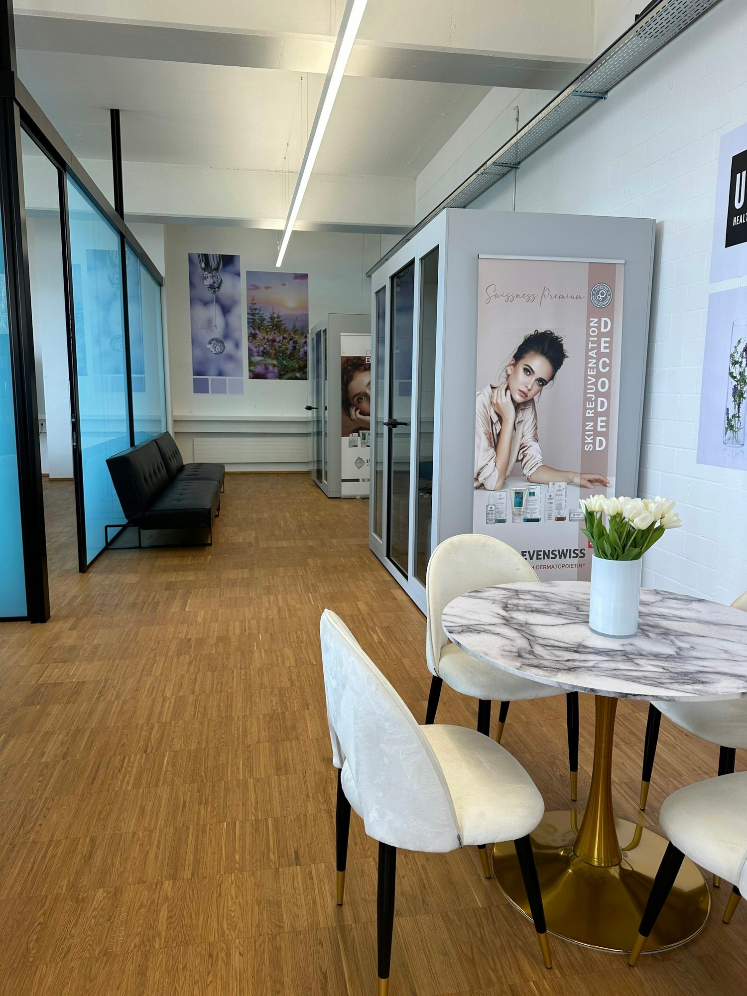 100m² office