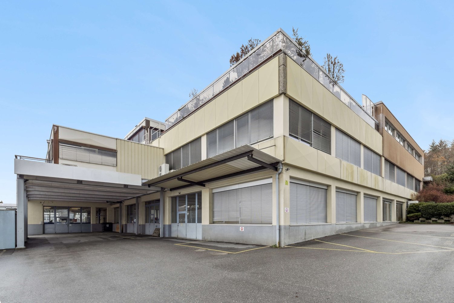 1269m² oggetto industriale