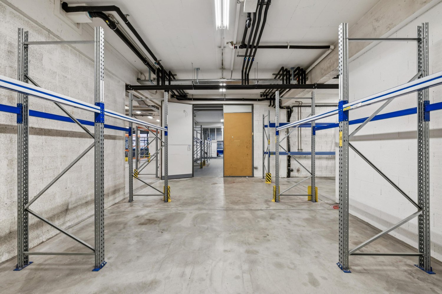 1269m² oggetto industriale