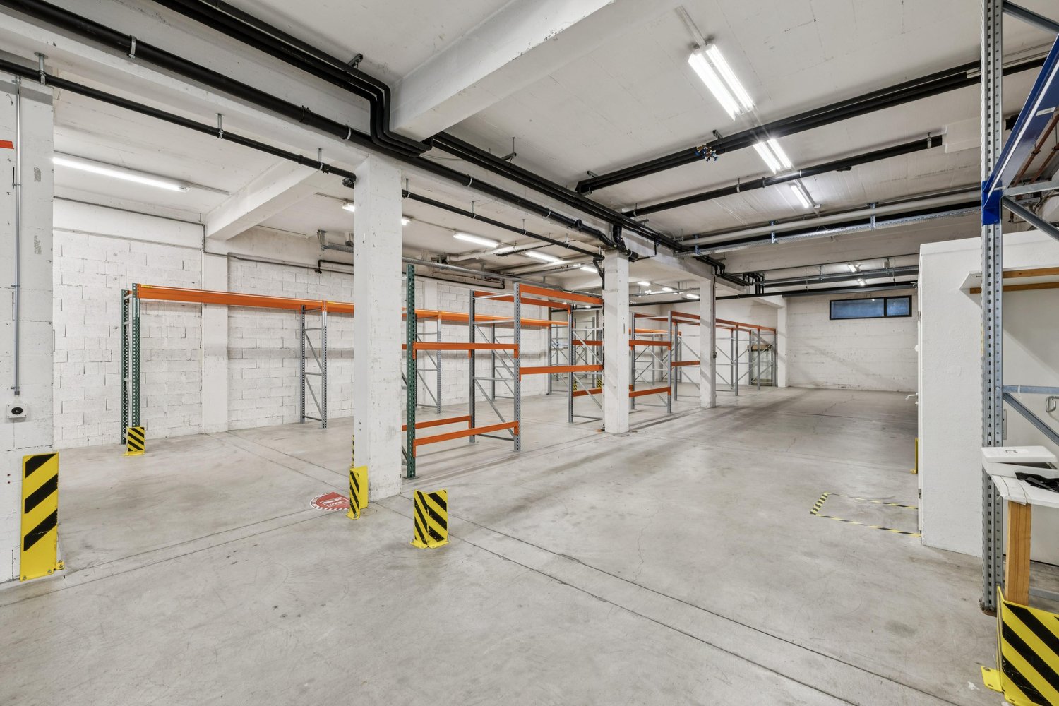 1269m² oggetto industriale