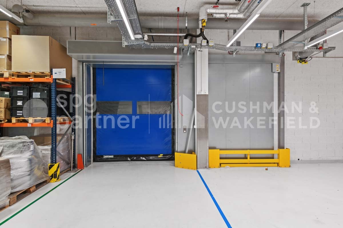 1200m² Atelier
