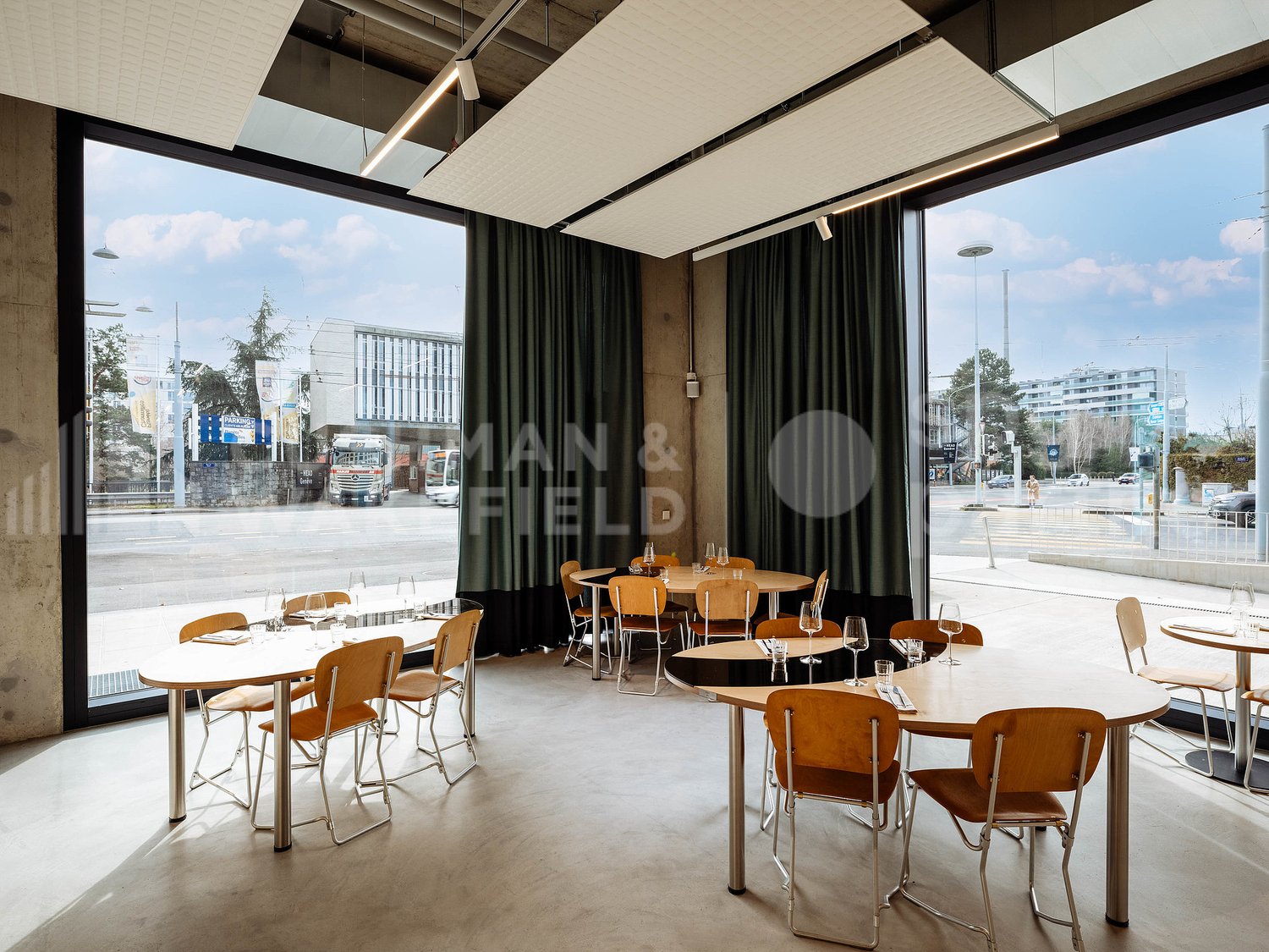 336m² commerciale